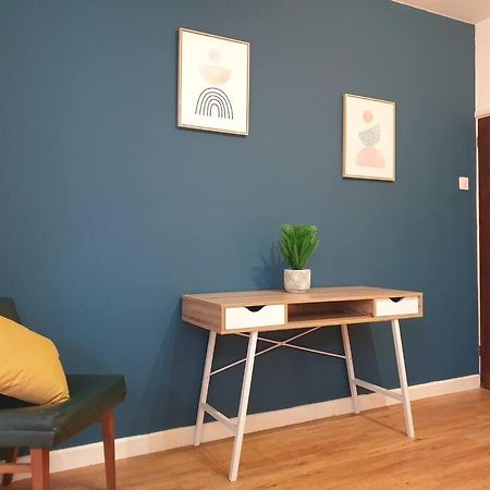 City Townhouse Close To Cafes And Restaurants NWI Extérieur photo