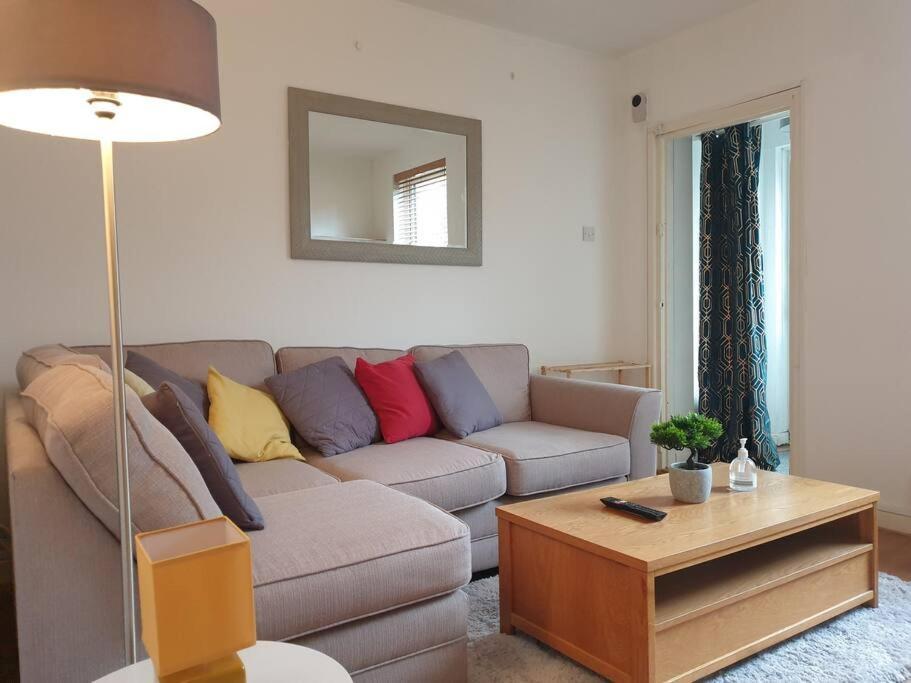 City Townhouse Close To Cafes And Restaurants NWI Extérieur photo