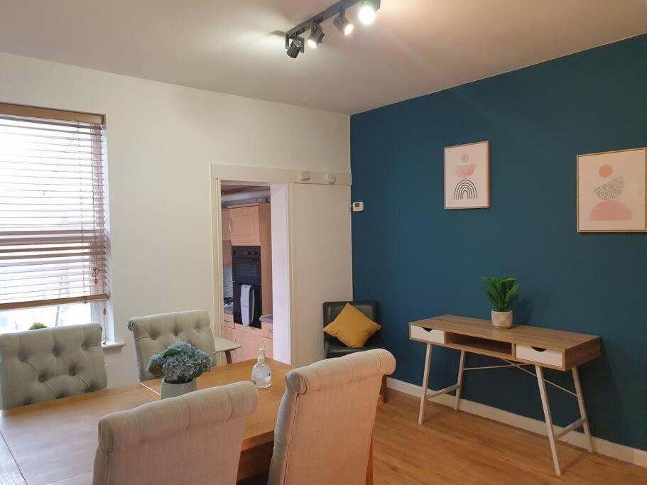 City Townhouse Close To Cafes And Restaurants NWI Extérieur photo